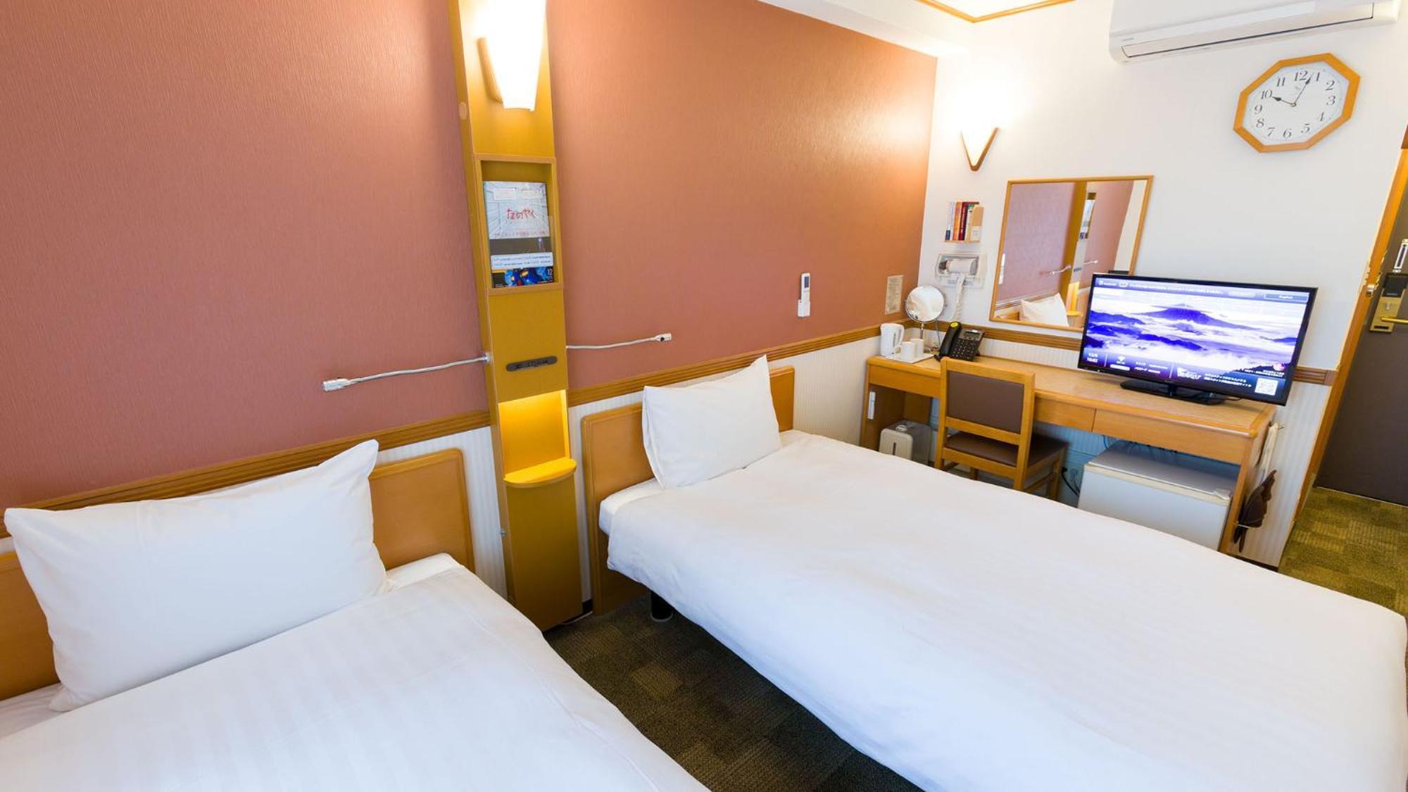 Toyoko Inn Takamatsu Hyogomachi Стая снимка