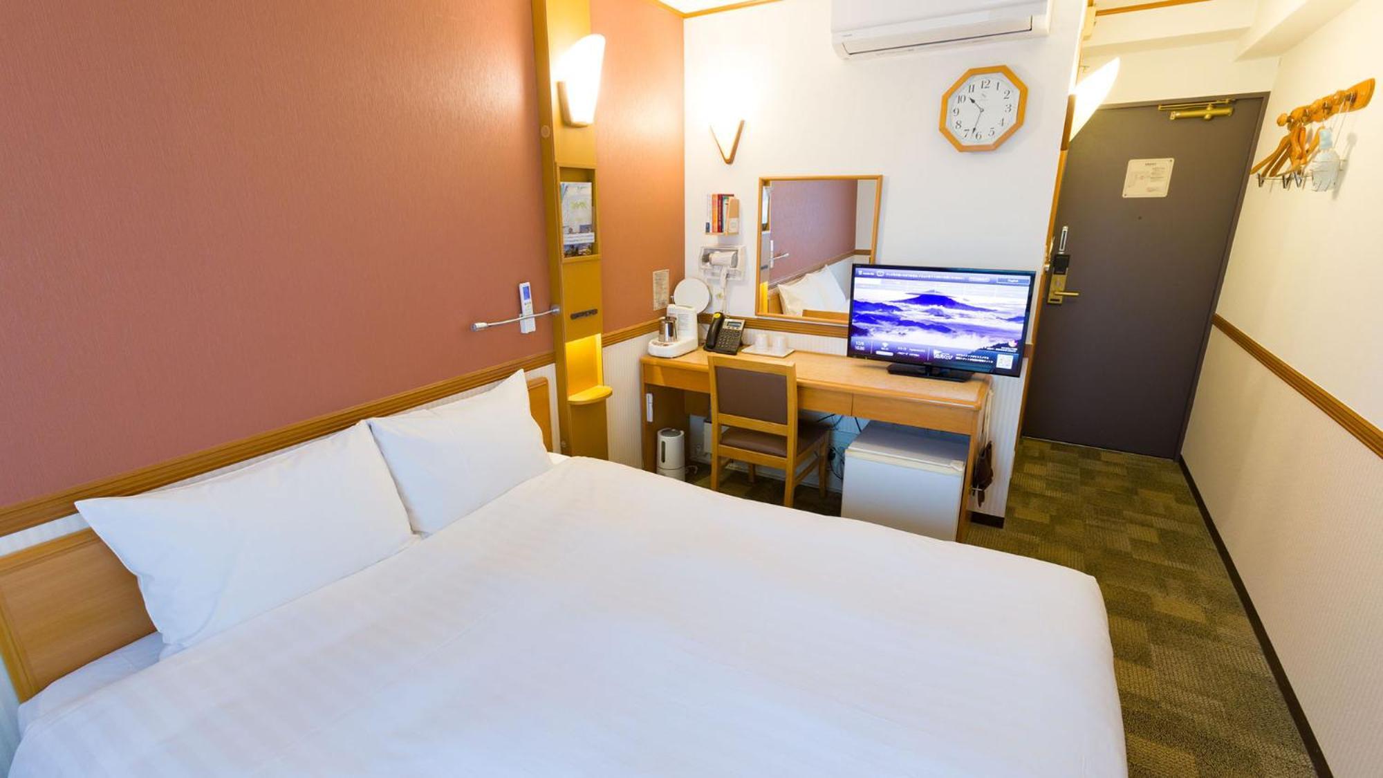Toyoko Inn Takamatsu Hyogomachi Стая снимка