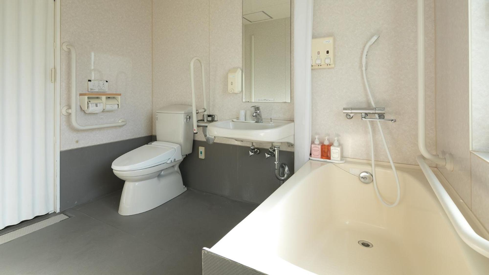 Toyoko Inn Takamatsu Hyogomachi Стая снимка